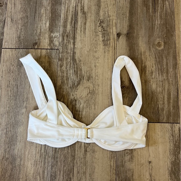 Lovers and Friends from REVOLVE Chasing Sunsets Underwire Top in White - Picture 7 of 8